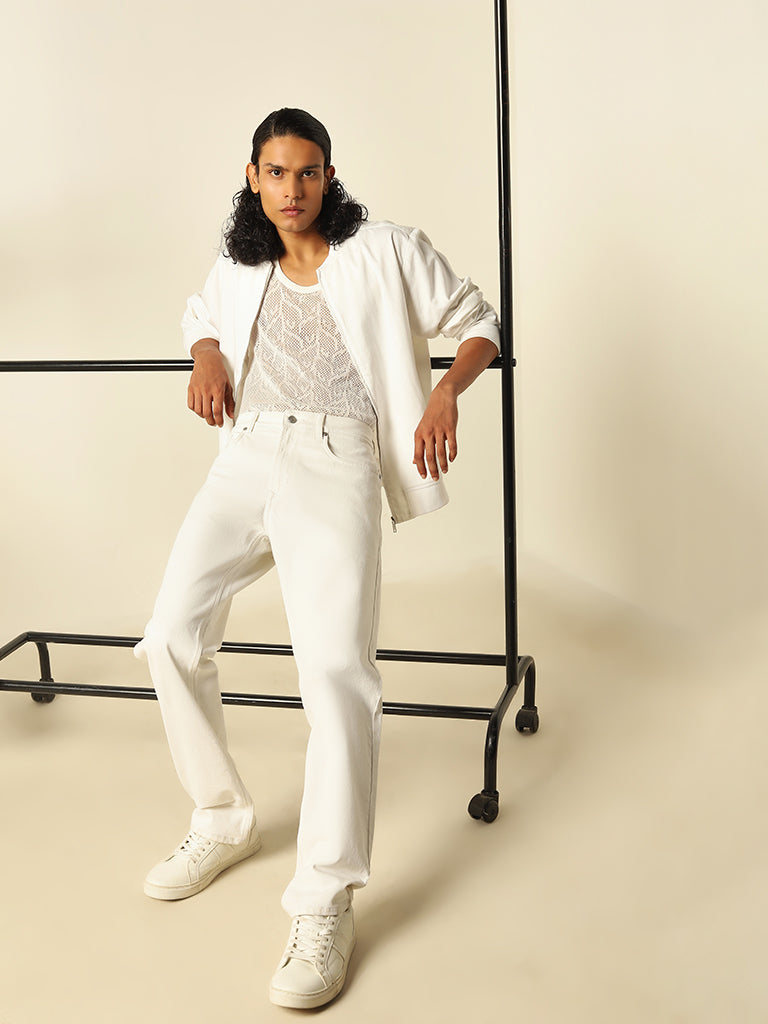 Westside Ascot Men's White Relaxed-Fit Mid-Rise Jeans for Casual Wear Front Full View