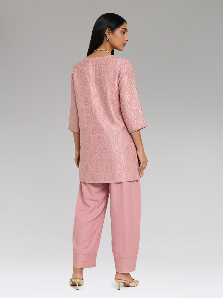 Floral Jacquard Kurta Set – Pink