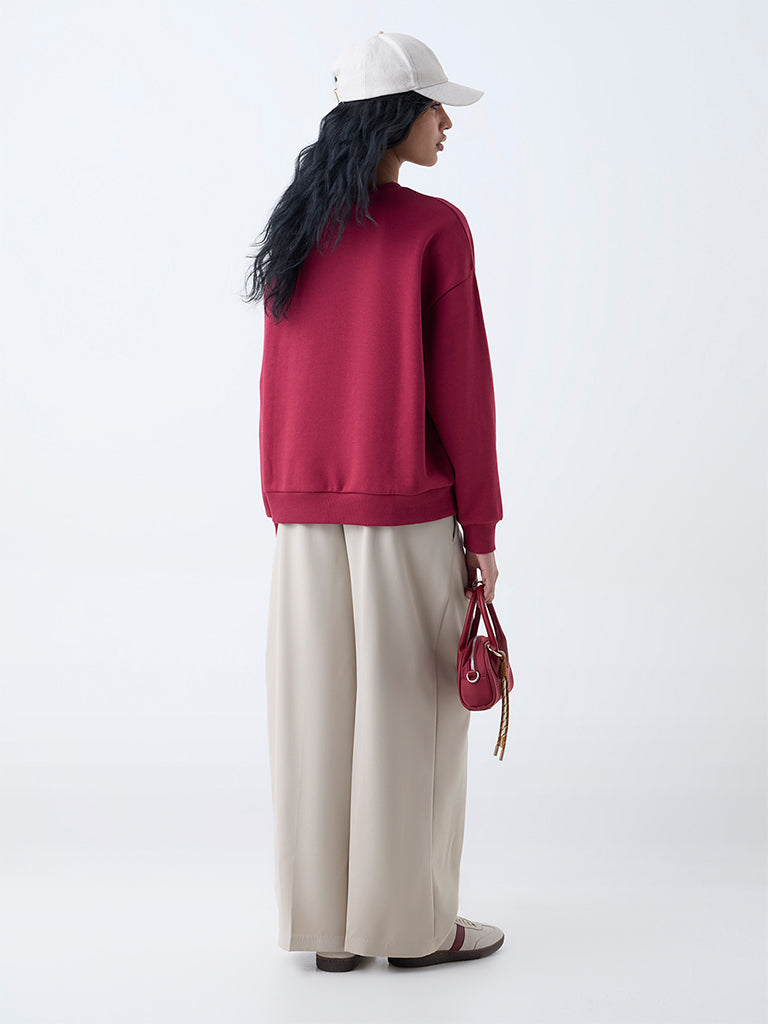 Nuon Red Text Design Cotton-Blend Sweatshirt