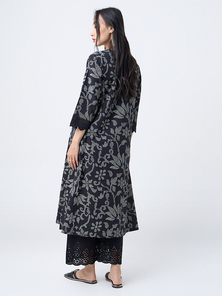 Utsa Black Floral Pattern Cotton-Blend A-Line Kurta
