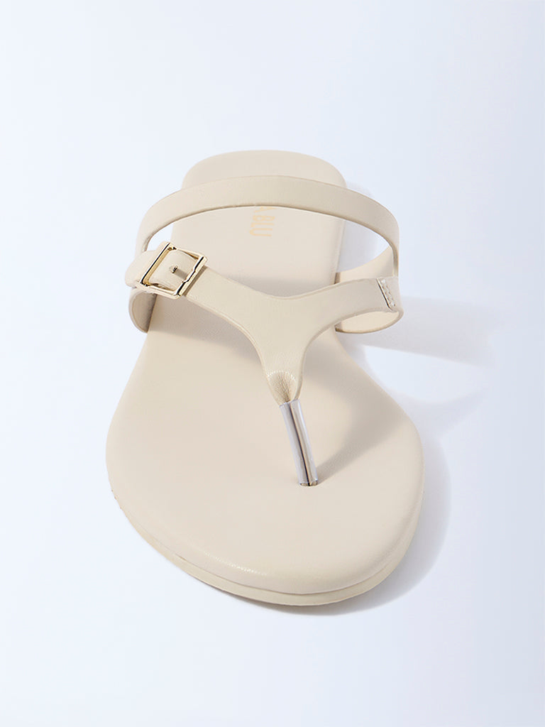 LUNA BLU Ivory Buckle-Detail Thong-Strap Sandals