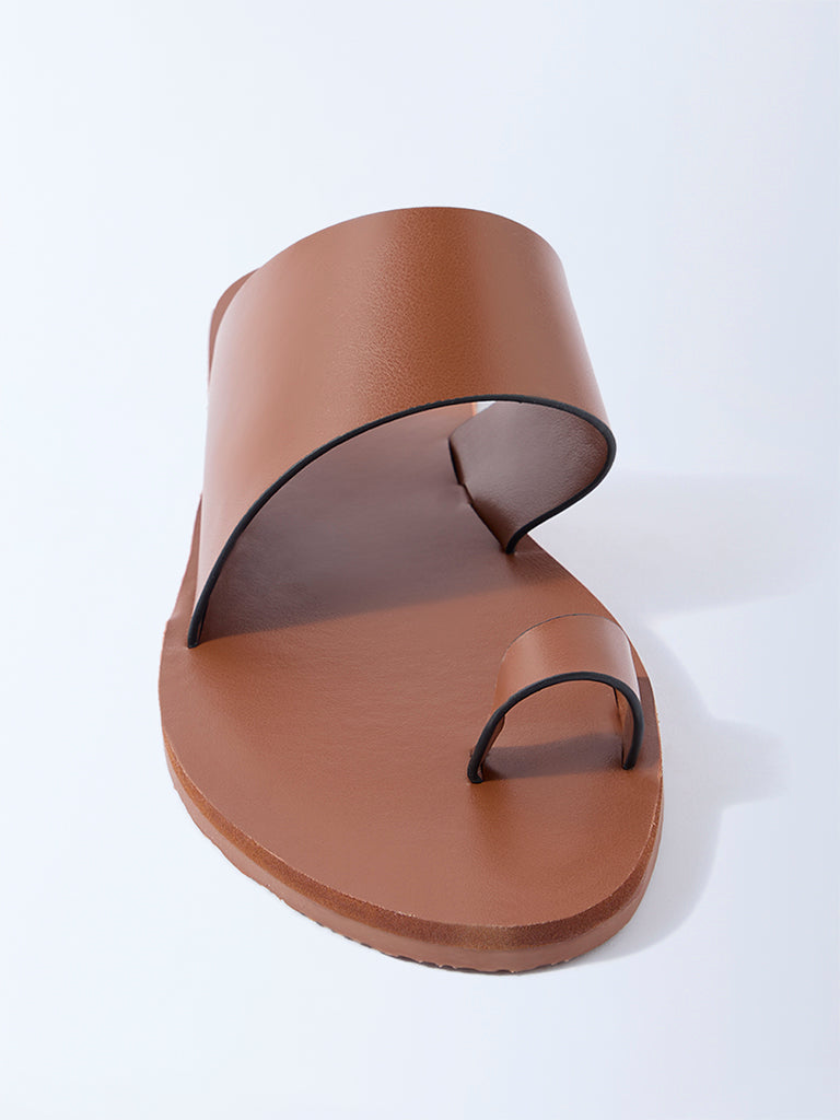 LUNA BLU Tan Toe-Ring Sandals