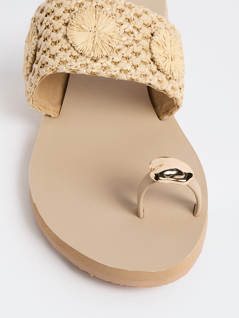 LUNA BLU Light Beige Toe-Ring Sandals