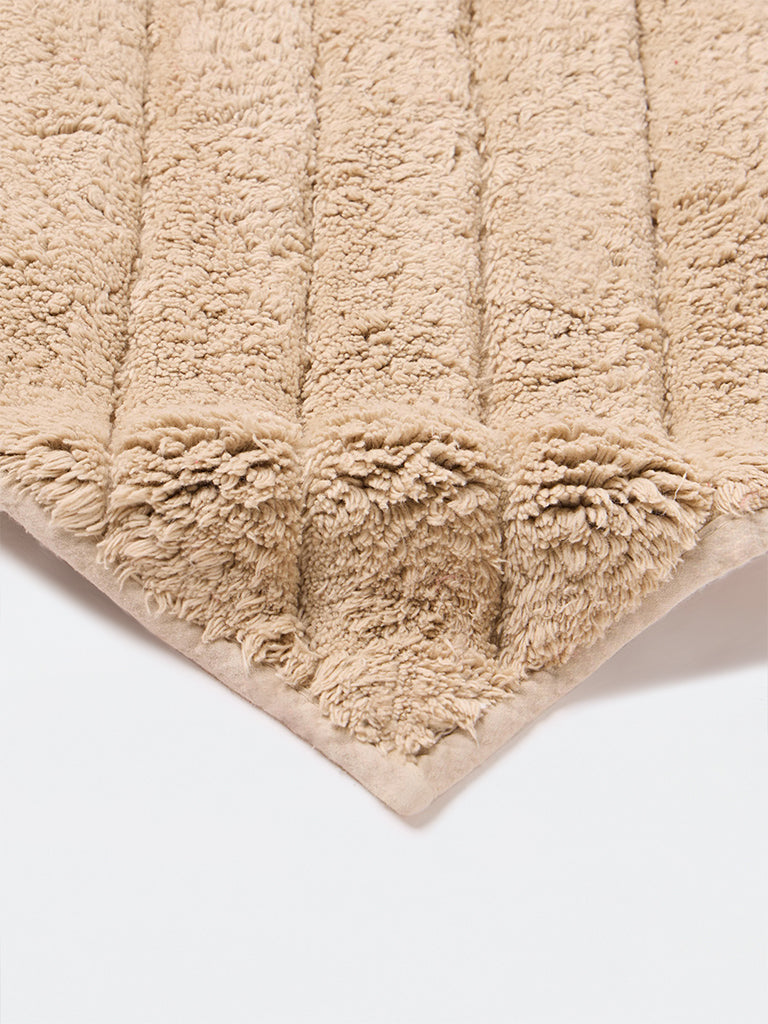 Westside Home Light Beige Diagonal Striped Bath Mat