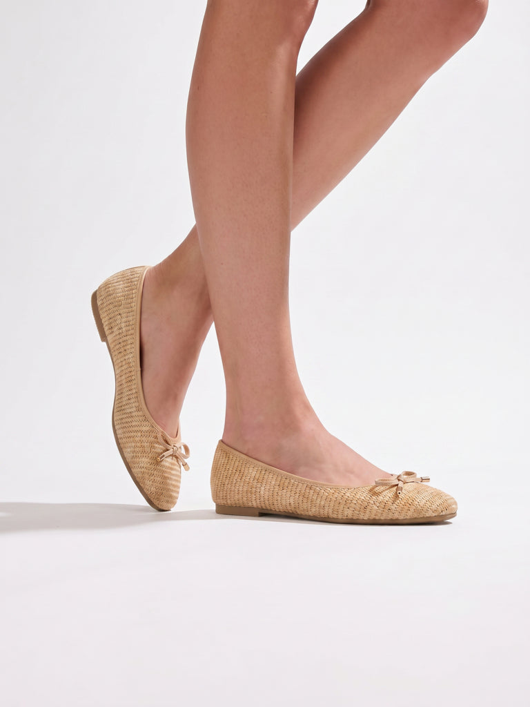 LUNA BLU Beige Bow-Detail Rafia Ballerinas