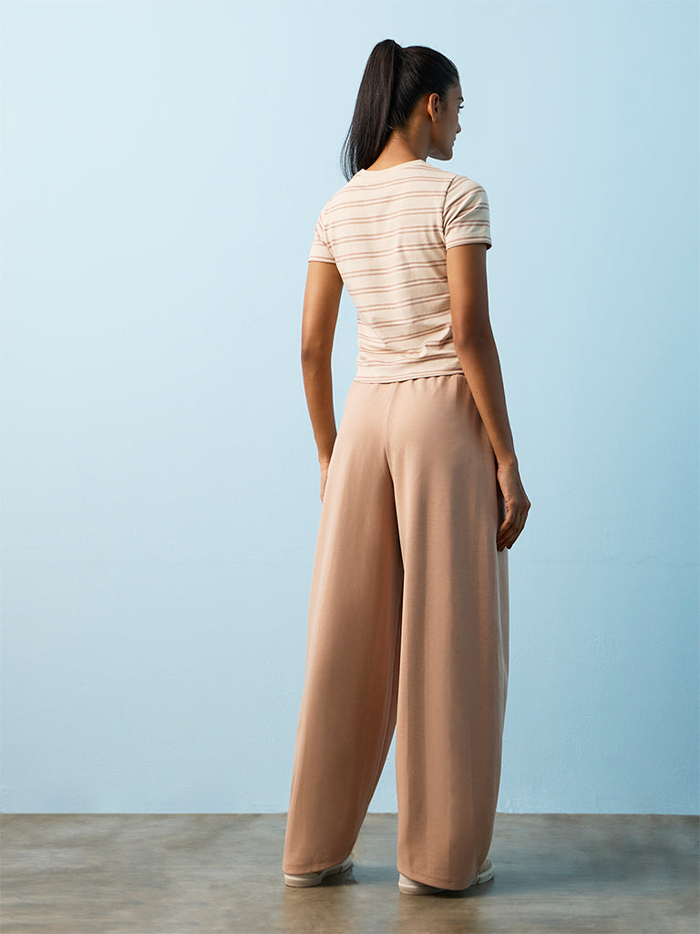 Nuoflexx Beige Solid High-Rise Track Pants