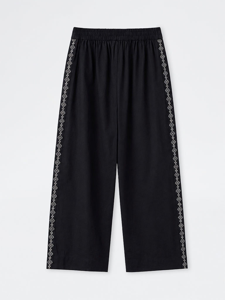 Diza Black Geometric Embroidered Pants