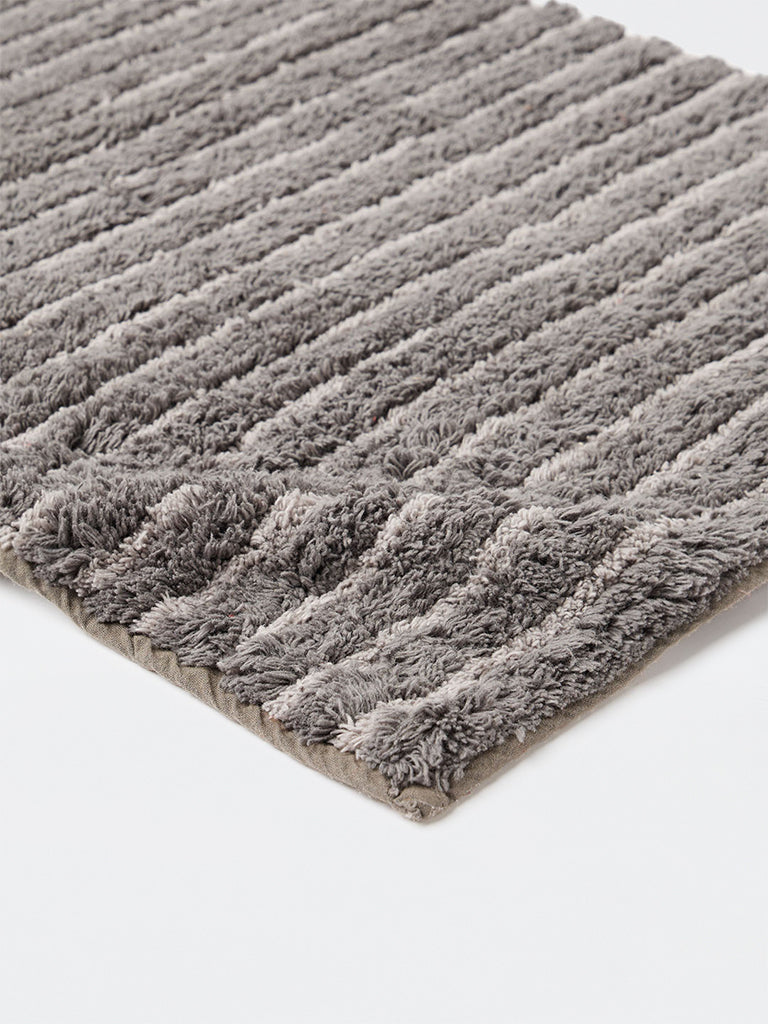 Westside Home Charcoal Striped Bath Mat