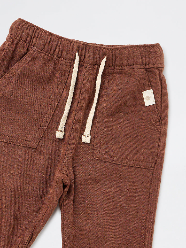 HOP Baby Boys Brown Solid Mid-Rise Cotton-Blend Trousers