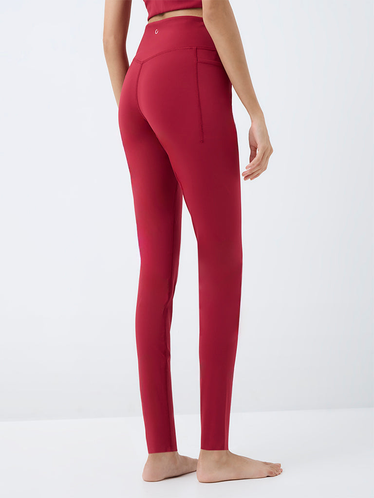 Nuoflexx Red Solid High-Rise Yoga Pants
