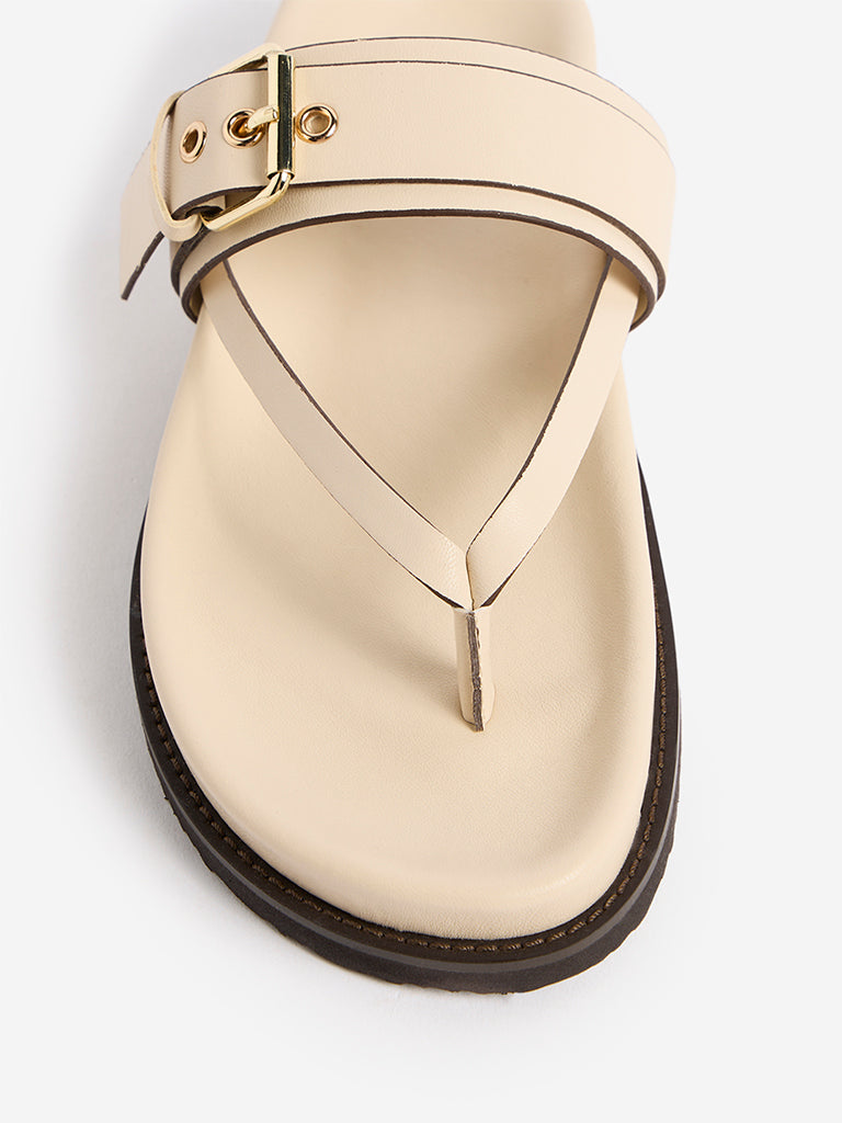 LUNA BLU Ivory Thong Strap Sandals
