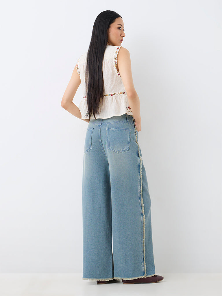 Bombay Paisley Light Blue Washed High-Waist Jeans with Frayed-Trims