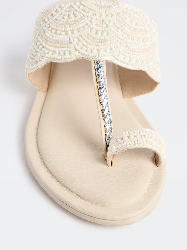 LUNA BLU Ivory Pearl Embellished Kolhapuri Sandals