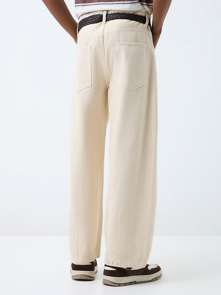 Nuon Cream Pleated Barrel-Fit Mid-Rise Jeans