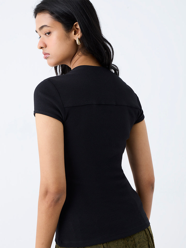 LOV Black Solid Cotton-Blend T-Shirt