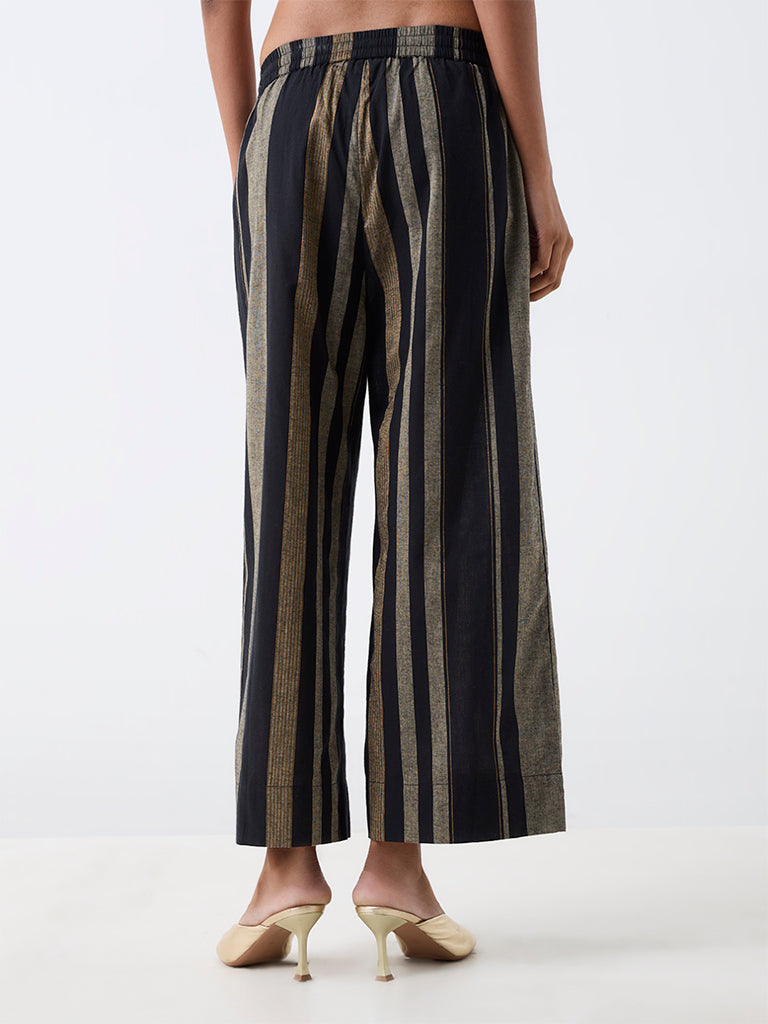 Utsa Black Striped Pants
