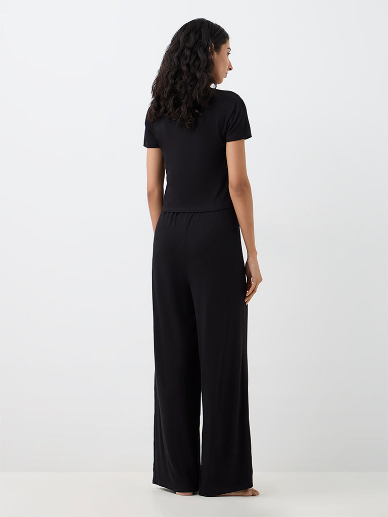 Superstar Black Solid High-Rise Pants