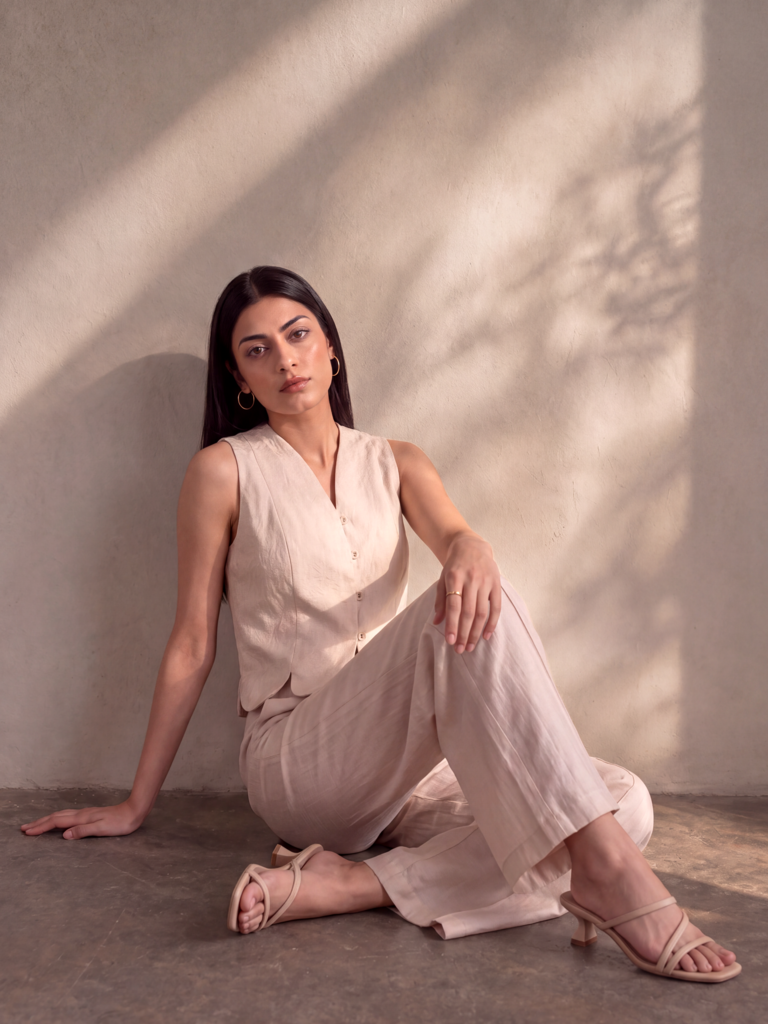 Scallop Top - Beige