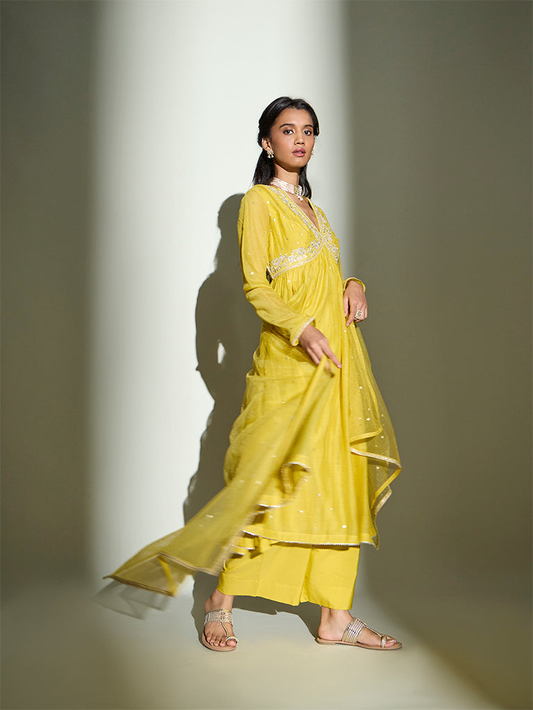 Embroidered Kurta Set – Yellow