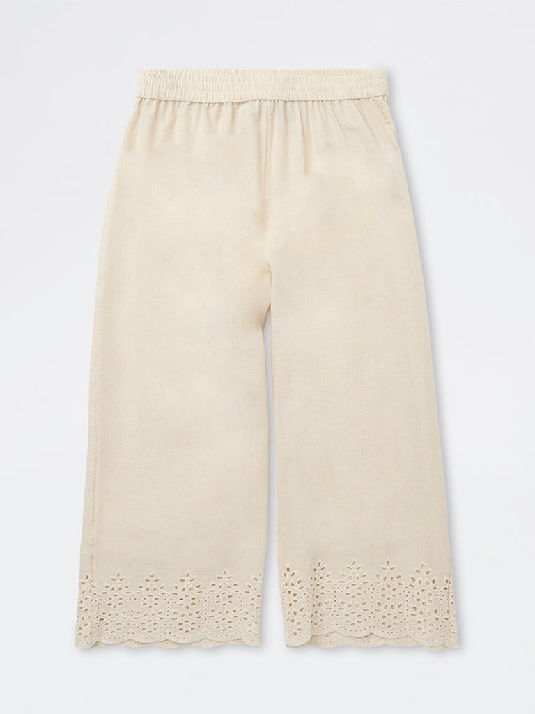 Utsa Off-White Schiffli Pants