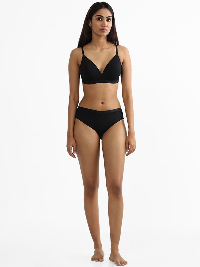 Wunderlove Black Hi-Leg Briefs
