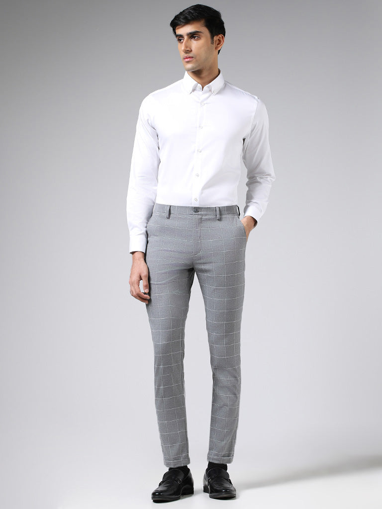 Westside WES Formals Men's Solid White Cotton-Blend Slim-Fit Shirt for Work Wear Full View