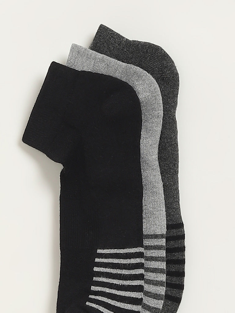 Westside WES Lounge Men's Multicolour Printed Cotton-Blend Trainer Socks - Pack of 3 for Casual Wear Zoomed View