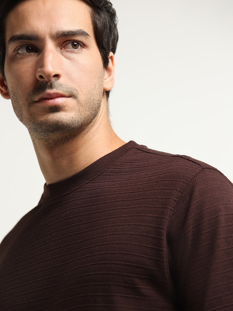 Westside WES Lounge Men's Brown Textured Relaxed Fit Linen-Blend T-Shirt for Casual Wear Zoomed View