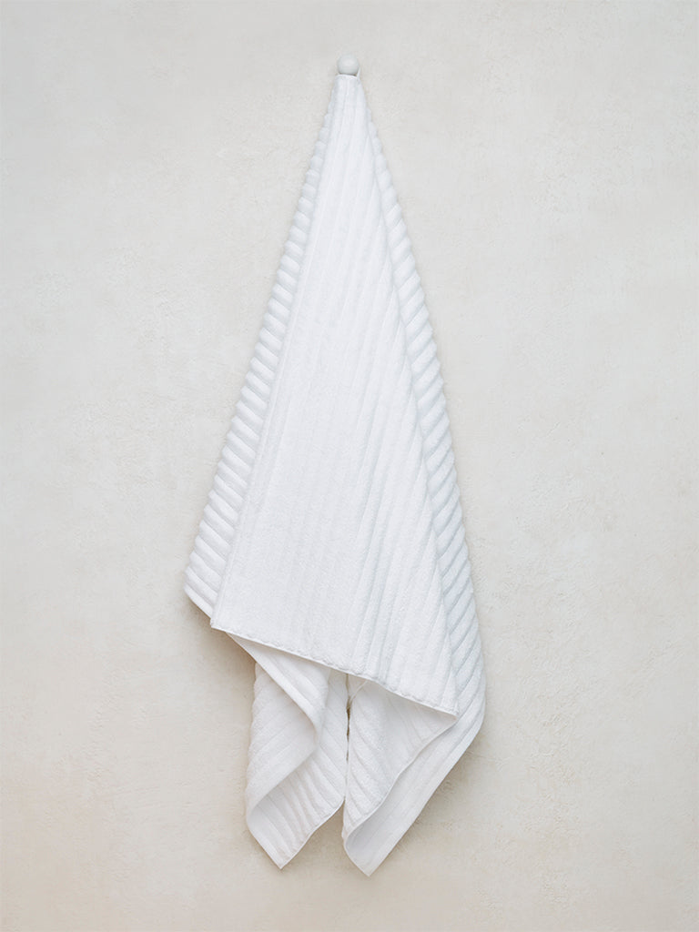 Westside Home White Self-Striped Luxe Bath Towel