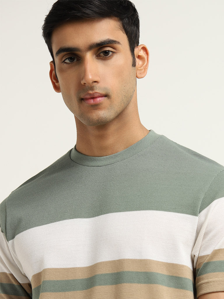 Westside WES Lounge Men's Sage Colour-Blocked Relaxed-Fit Cotton-Blend T-Shirt for Casual Wear Zoomed View