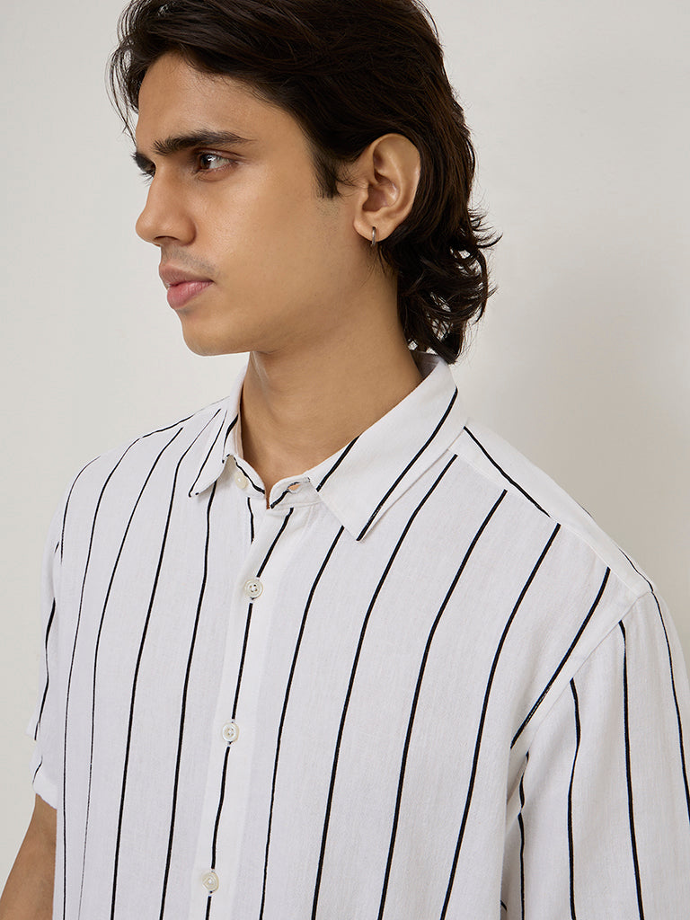 Westside Ascot Men's Off-White Pinstriped Relaxed-Fit Shirt for Casual Wear Zoomed View
