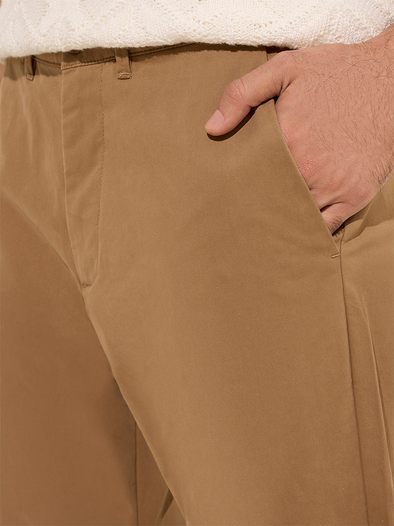 Westside Ascot Men's Taupe Solid Relaxed-Fit Mid-Rise Cotton-Blend Chinos for Casual Wear Zoomed View