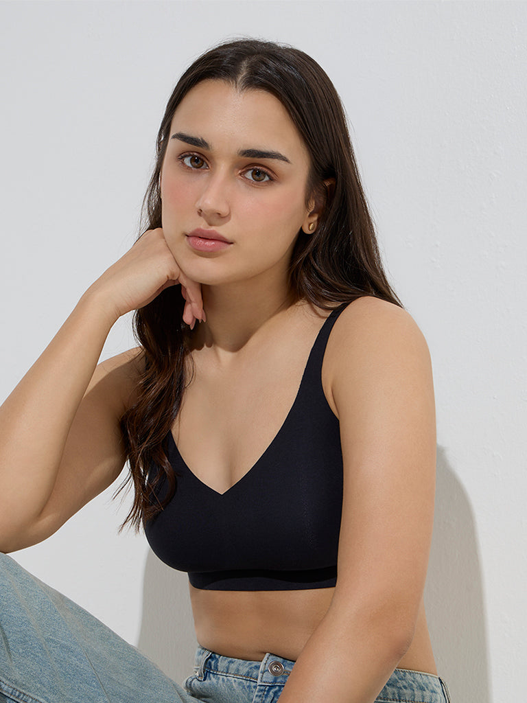 Westside Wunderlove Women's Black Cotton-Blend Padded Full Coverage Bra for Casual Wear Front View