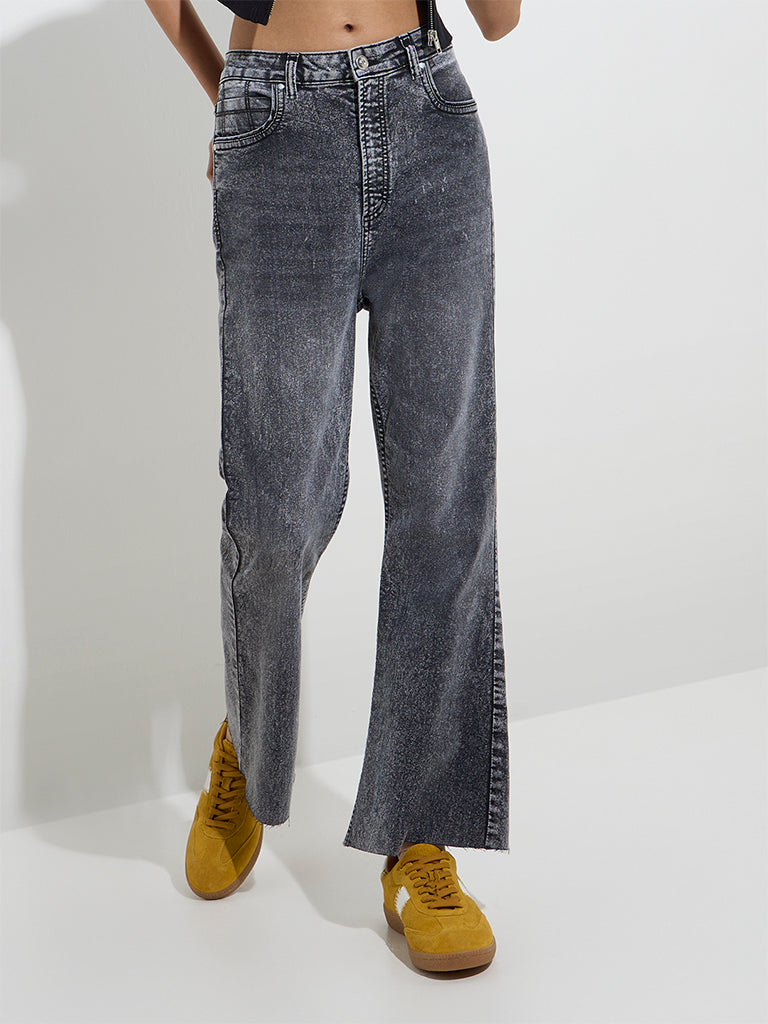 Westside Nuon Women's Grey Washed Straight-Fit High-Rise Jeans for Casual Wear Front View