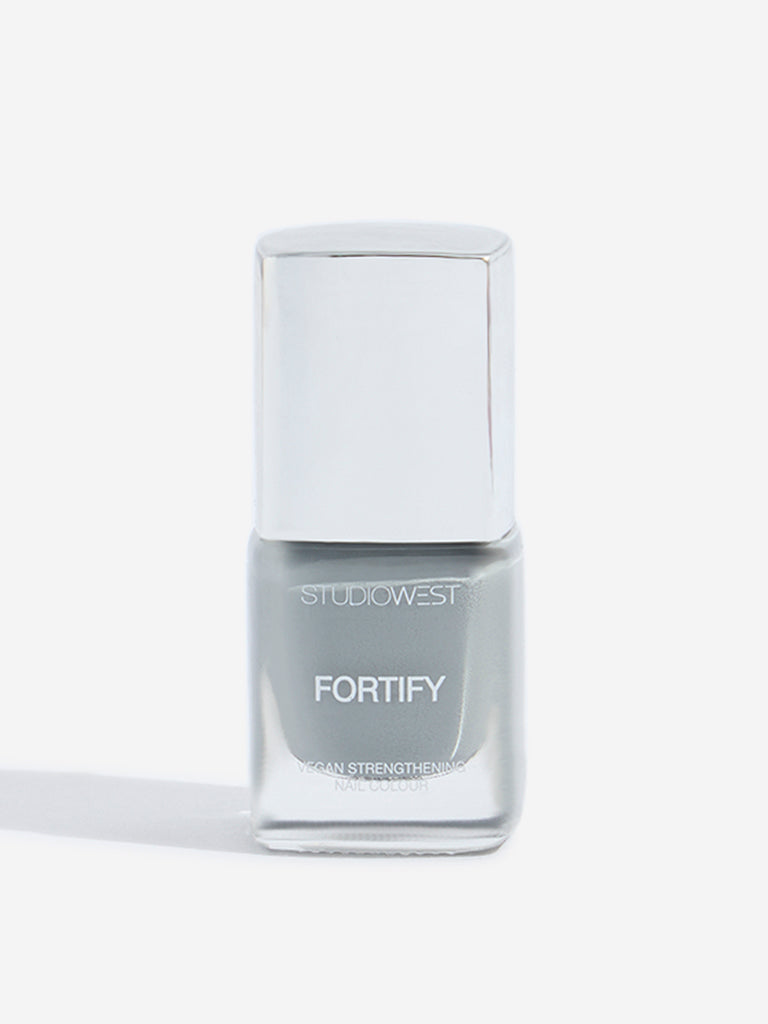 Studiowest Fortify Dove Whisper GY-16 Nail Colour - 8 ml