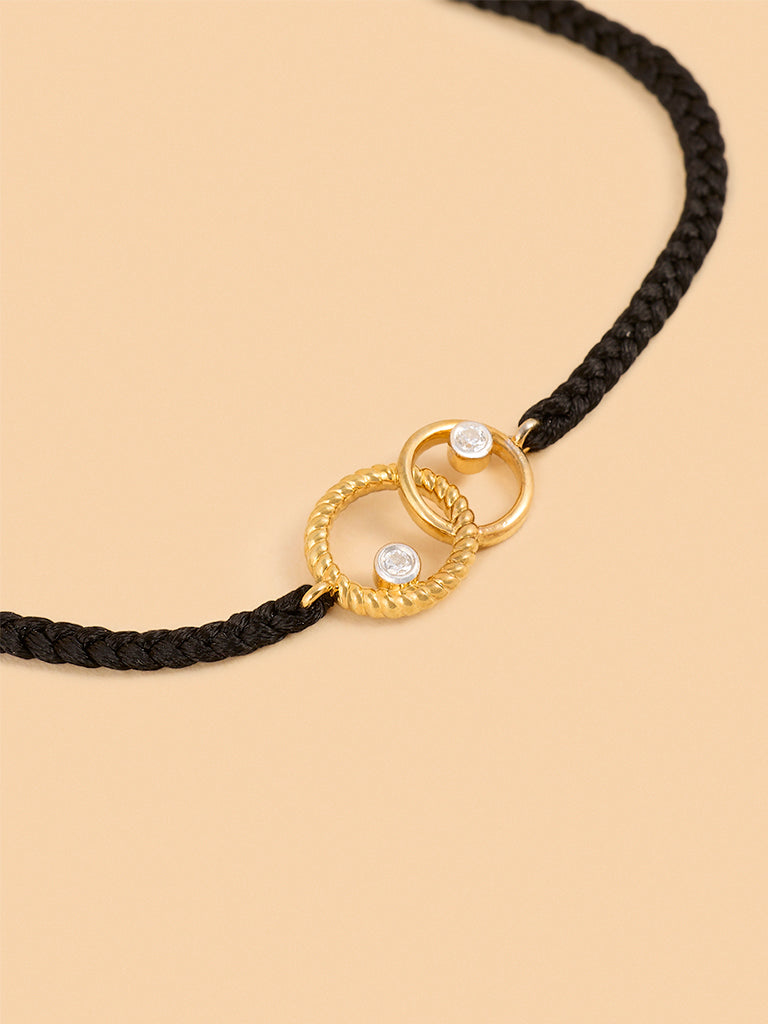 Gold Interlocked Ring Bracelet