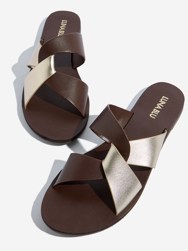Westside LUNA BLU Women's Brown Criss-Cross Strap Slides Zoomed View