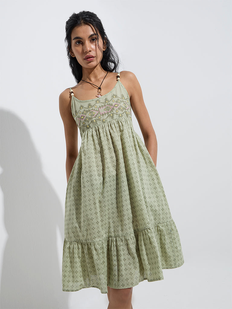 Westside Bombay Paisley Women's Sage Printed Cotton Tiered Dress for Everyday Front  View