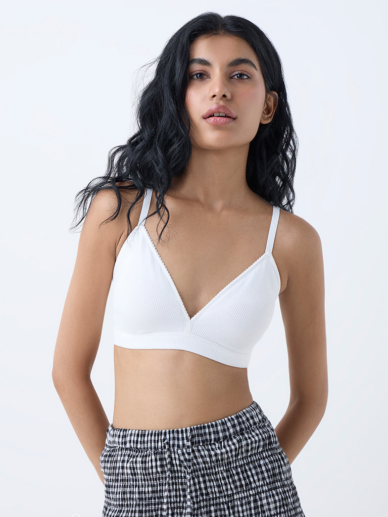 Westside Superstar Women's White Waffle-Textured Cotton-Blend Padded Bra for Casual Wear Front View