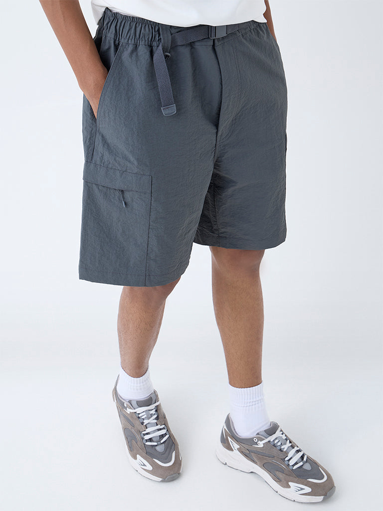 Westside Studiofit Men's Dark Grey Relaxed-Fit Mid-Rise Shorts for Sports Wear Front View