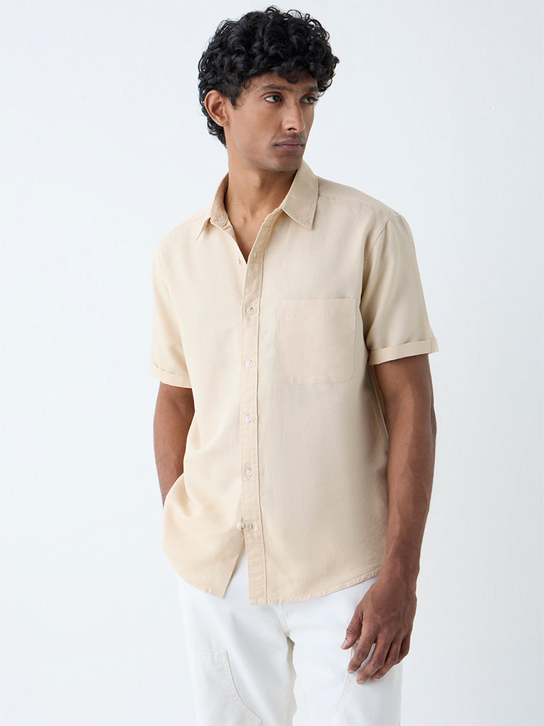 Westside WES Casuals Men's Beige Solid Relaxed-Fit Linen-Blend Shirt for Casual Wear Front view
