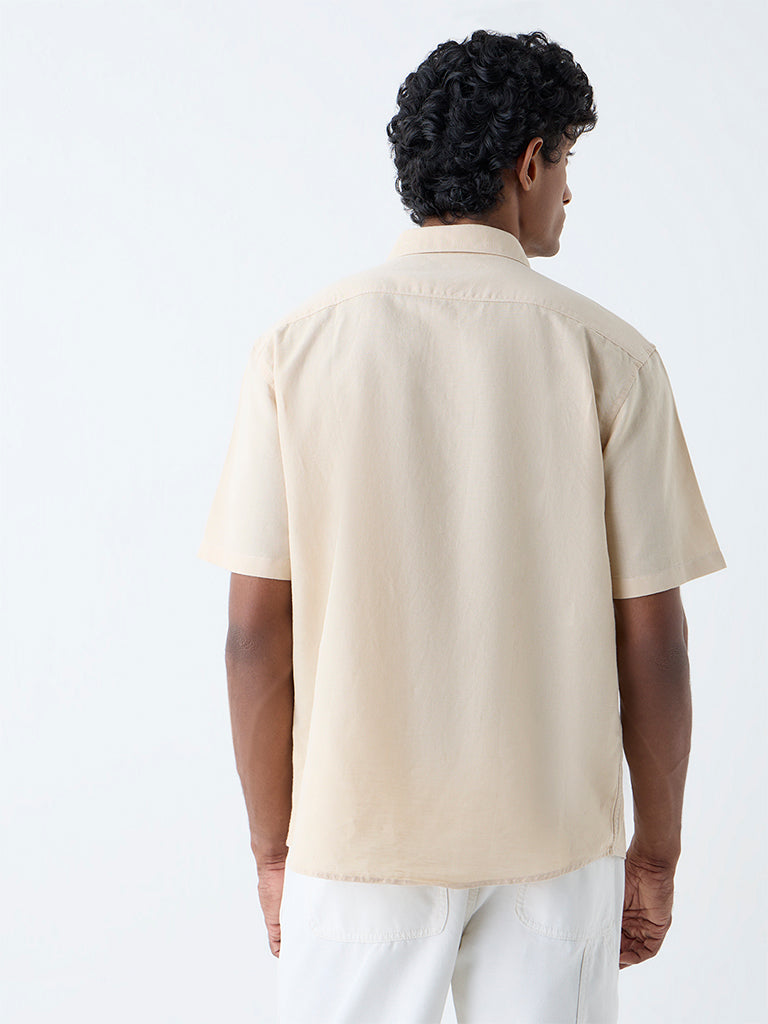 Westside WES Casuals Men's Beige Solid Relaxed-Fit Linen-Blend Shirt for Casual Wear Back View