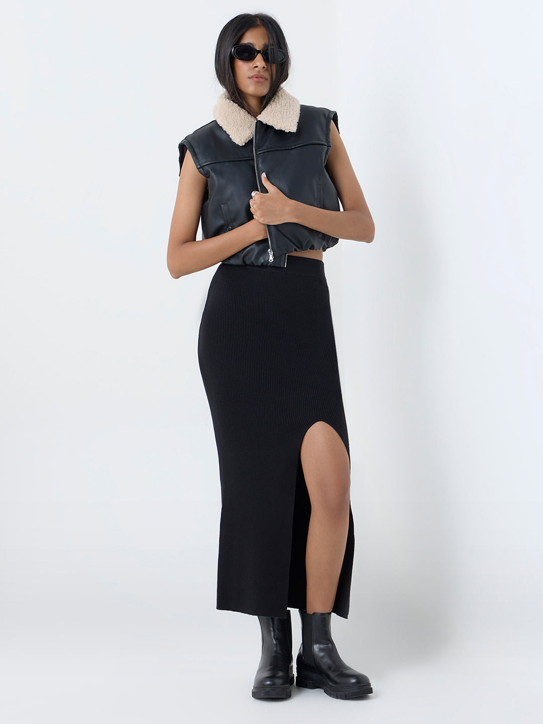 Nuon Black Ribbed-Textured High-Rise Skirt