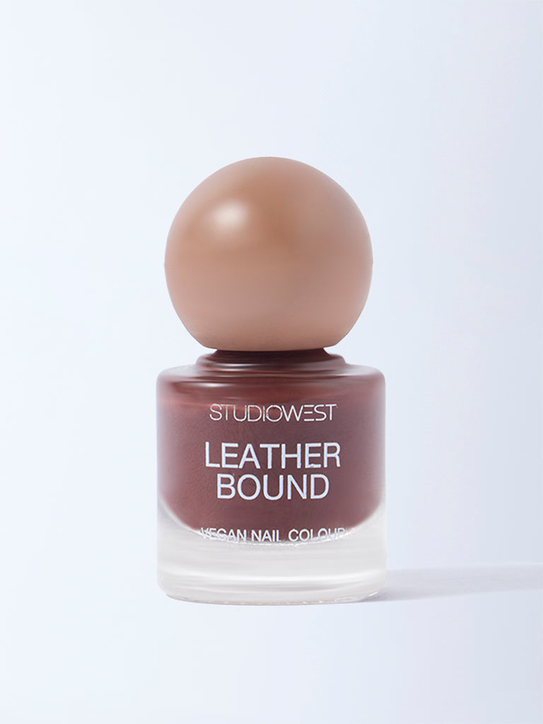 Studiowest Leather Bound Fudge Fix Creme BR-2 Nail Colour - 6 ml