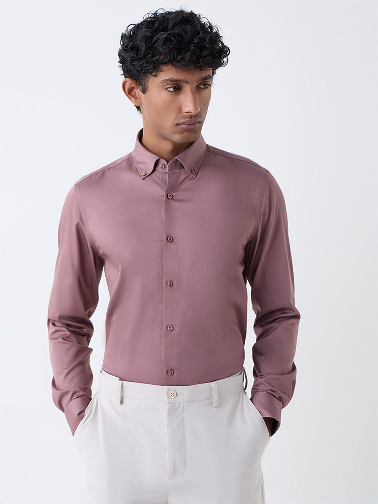 WES Formals Mauve Solid Slim-Fit Cotton-Blend Shirt