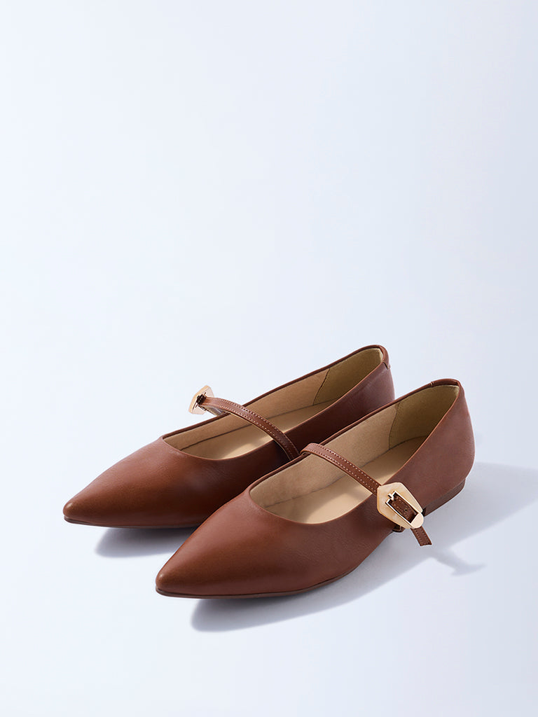 LUNA BLU Tan Mary Jane Shoes