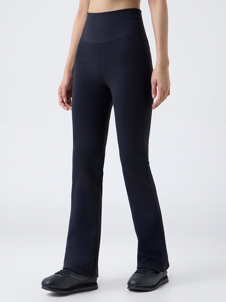 Nuoflexx Black Solid High-Rise Pants