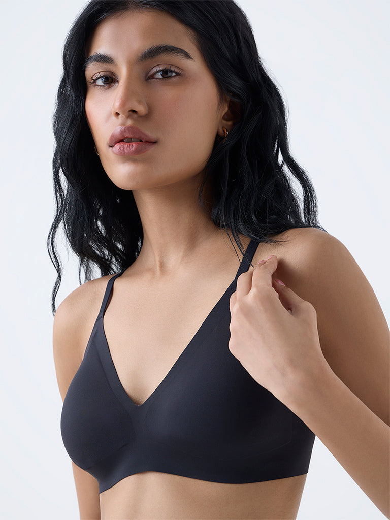 Superstar Black Invisible Padded Triangle Bra