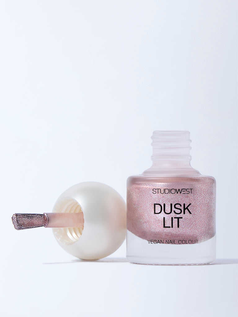 Studiowest Dusk Lit Vegan Rose Dust P-02 Nail Colour - 6ml