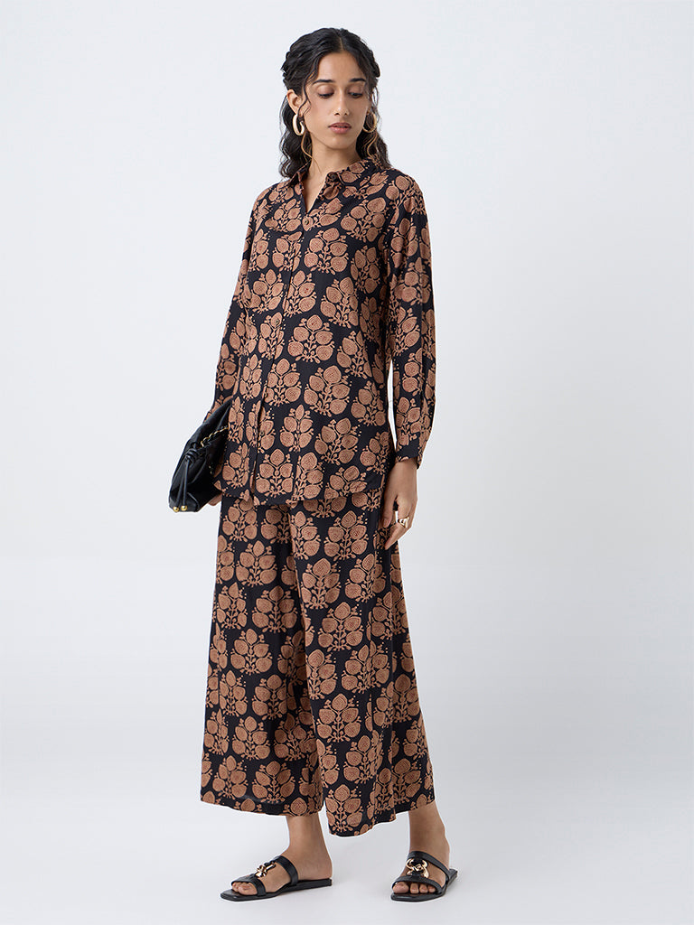 Utsa Black Botanical Printed Tunic